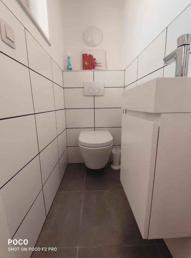 Vakantiewoning Polderhuis 10, Airco En Verwarming In Alle Kamers, Prive Parkeerplaats En Afgesloten Tuin Коксейде Екстер'єр фото